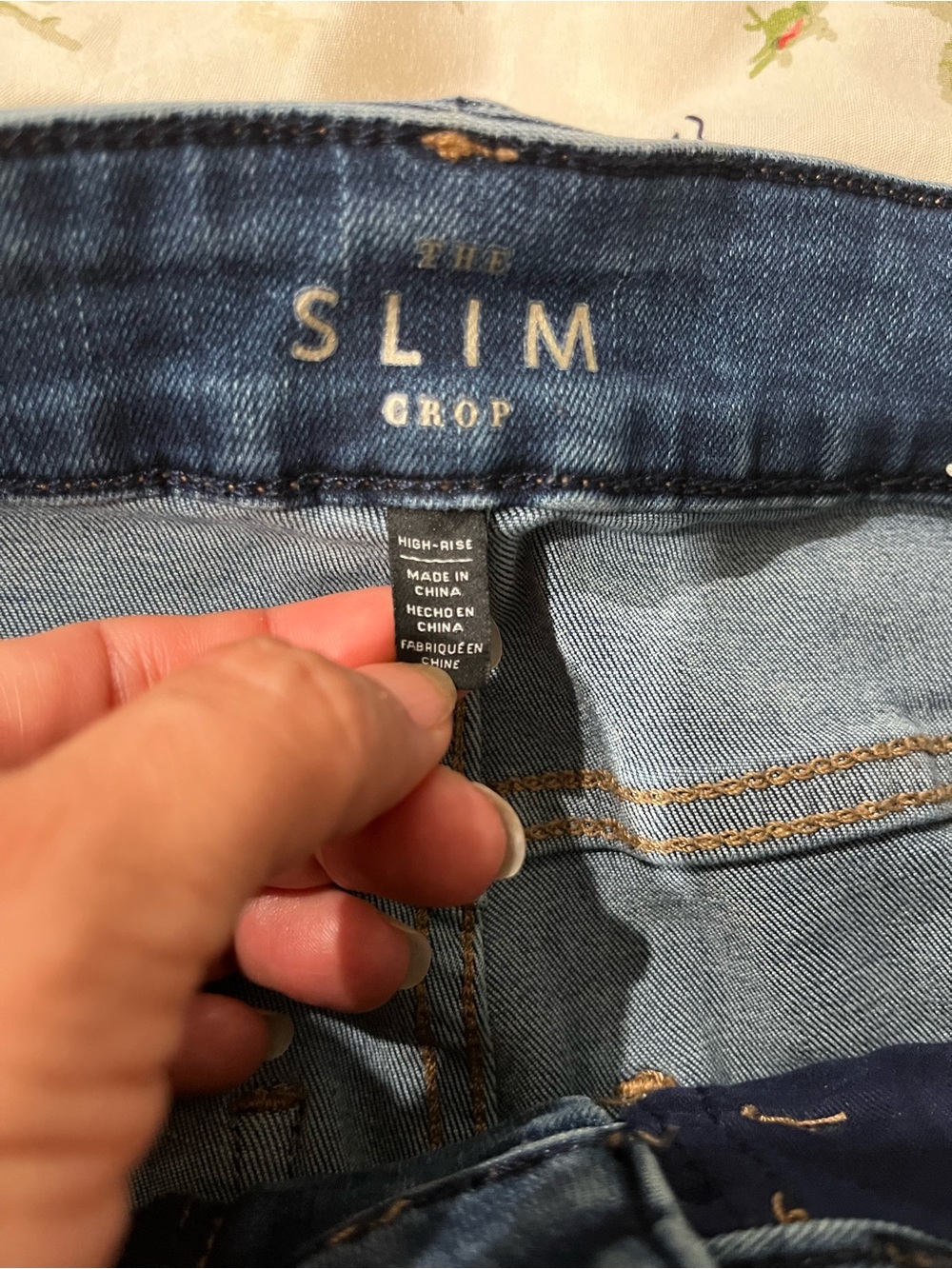WHBM Classic Blue Women's Straight slim Jeans with Decorative Hem size 0 - Picture 9 of 10